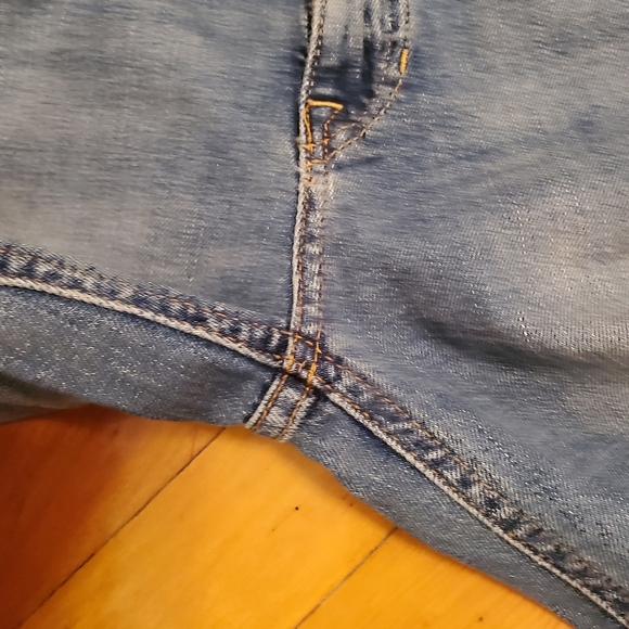 NWT Polo Ralph Lauren kid jeans. Slim fit. Faded blue. Size 10. - Picture 8 of 11